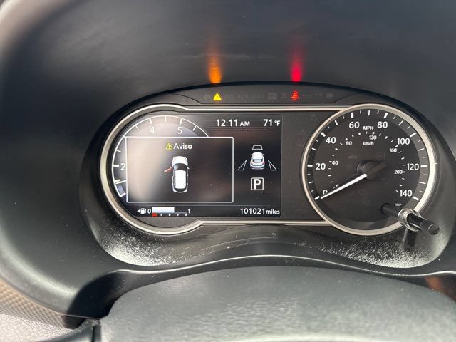 Used 2019 Nissan Kicks SV FWD image 28