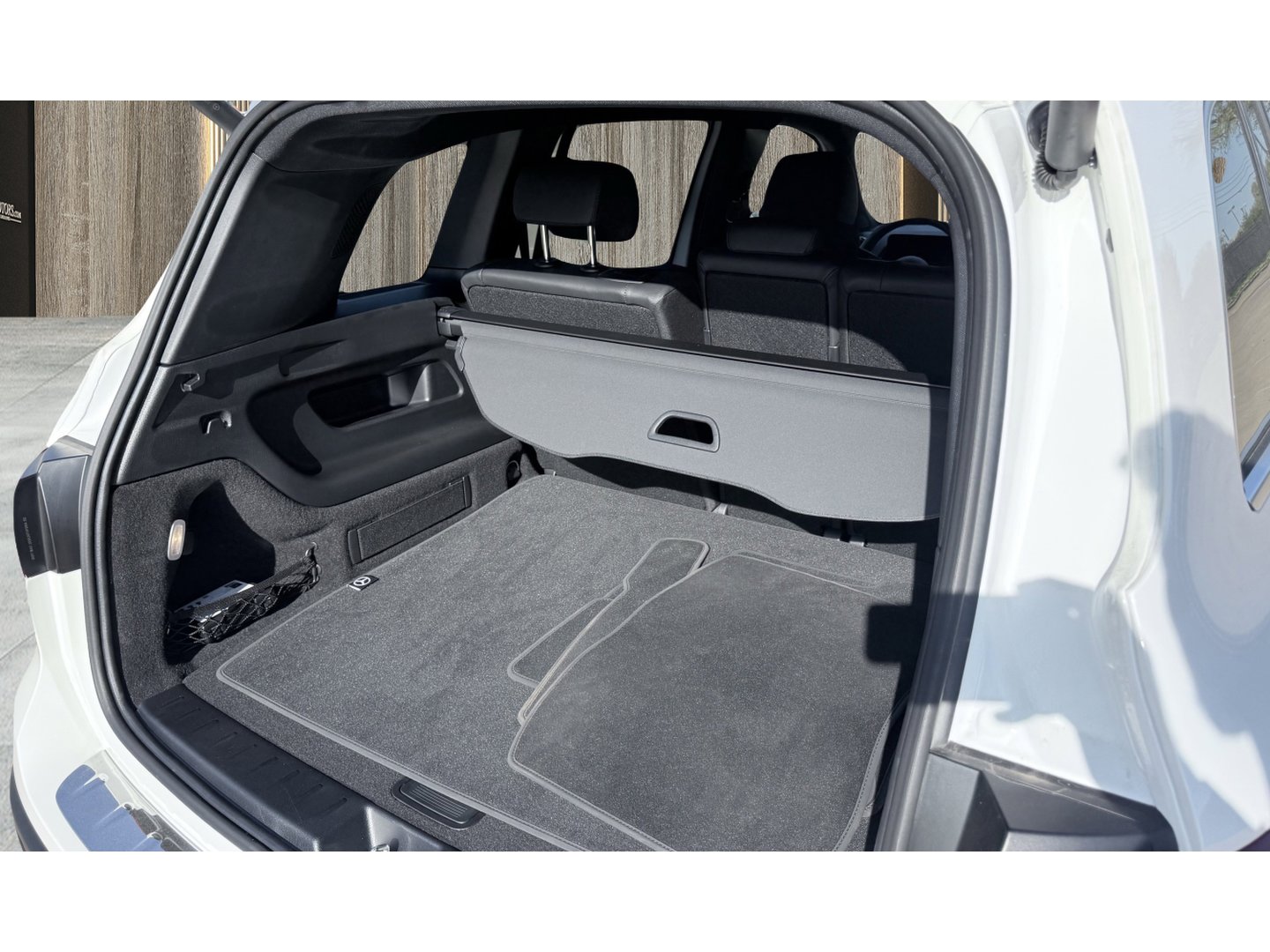 Used 2025 Mercedes-Benz EQB 250+ image 13