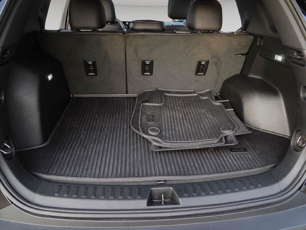 Used 2026 Chevrolet Equinox RS w/ Convenience Package III AWD/4WD image 9
