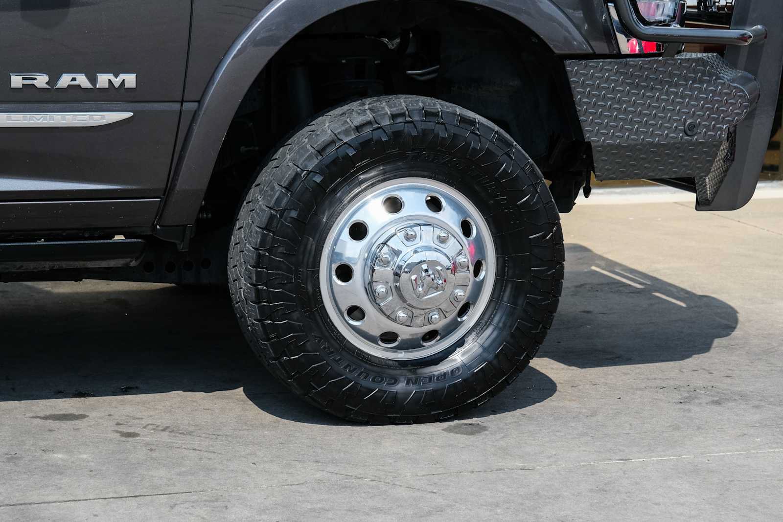 Used 2020 RAM 3500 Limited AWD/4WD image 10