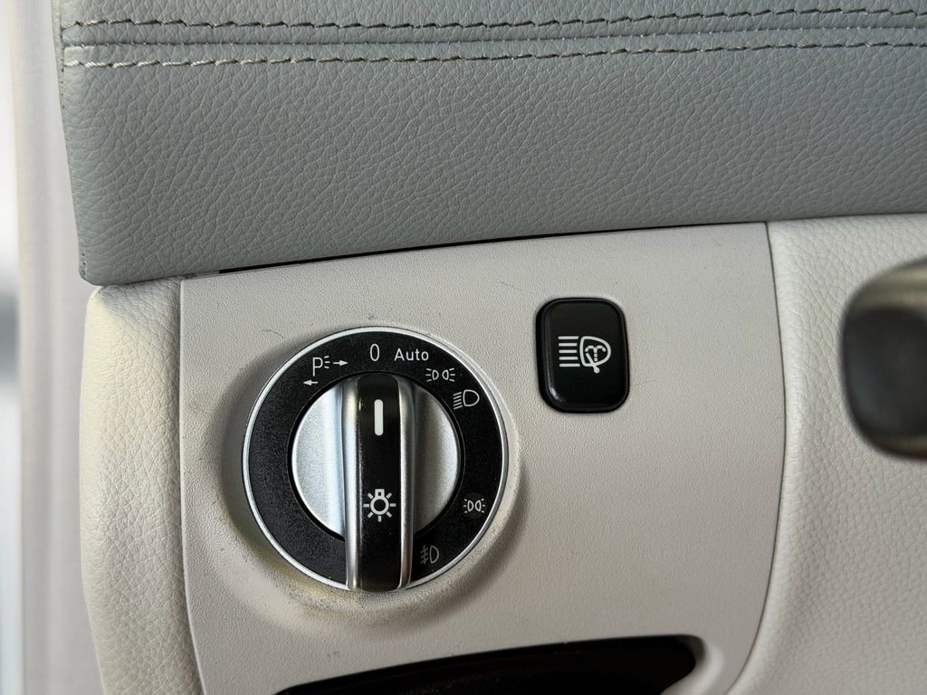 Used 2007 Mercedes-Benz SL 550 image 24