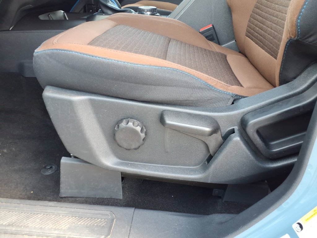 Used 2022 Ford Bronco Outer Banks AWD/4WD image 25