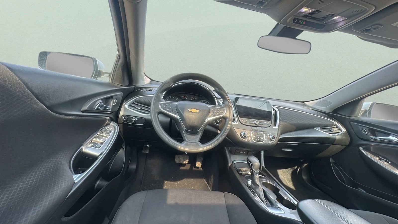 Used 2021 Chevrolet Malibu LT image 19