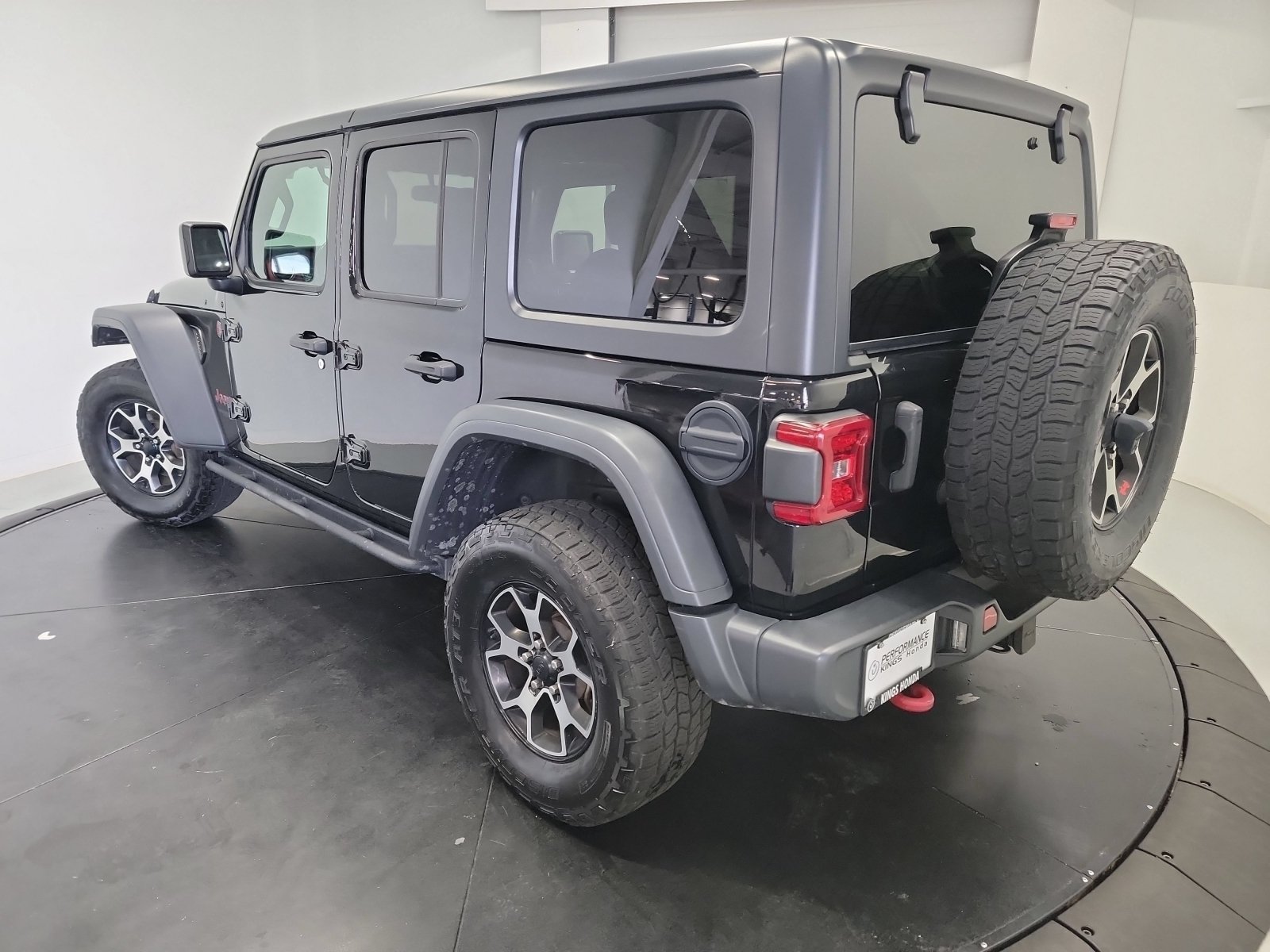 Used 2021 Jeep Wrangler Unlimited Rubicon w/ LED Lighting Group AWD/4WD image 6