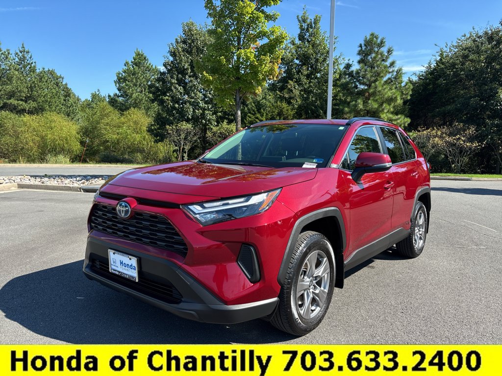 Used 2024 Toyota RAV4 XLE w/ Convenience Package AWD/4WD image 3