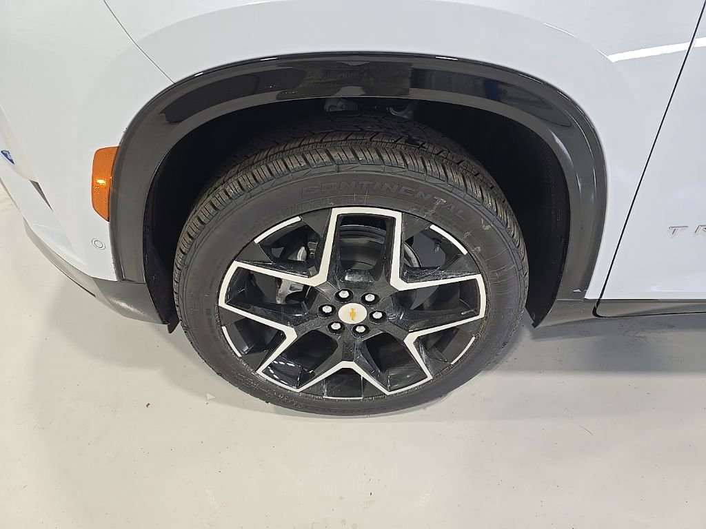 New 2026 Chevrolet Traverse High Country FWD image 4