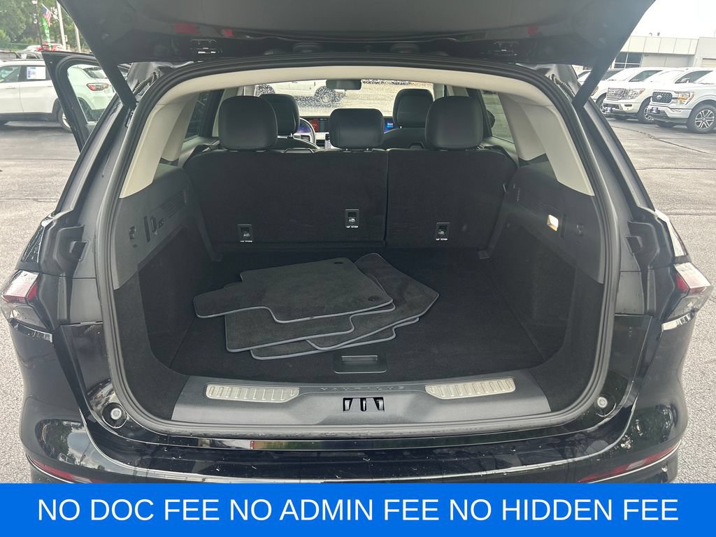 Used 2025 Lincoln Nautilus Reserve AWD/4WD image 25