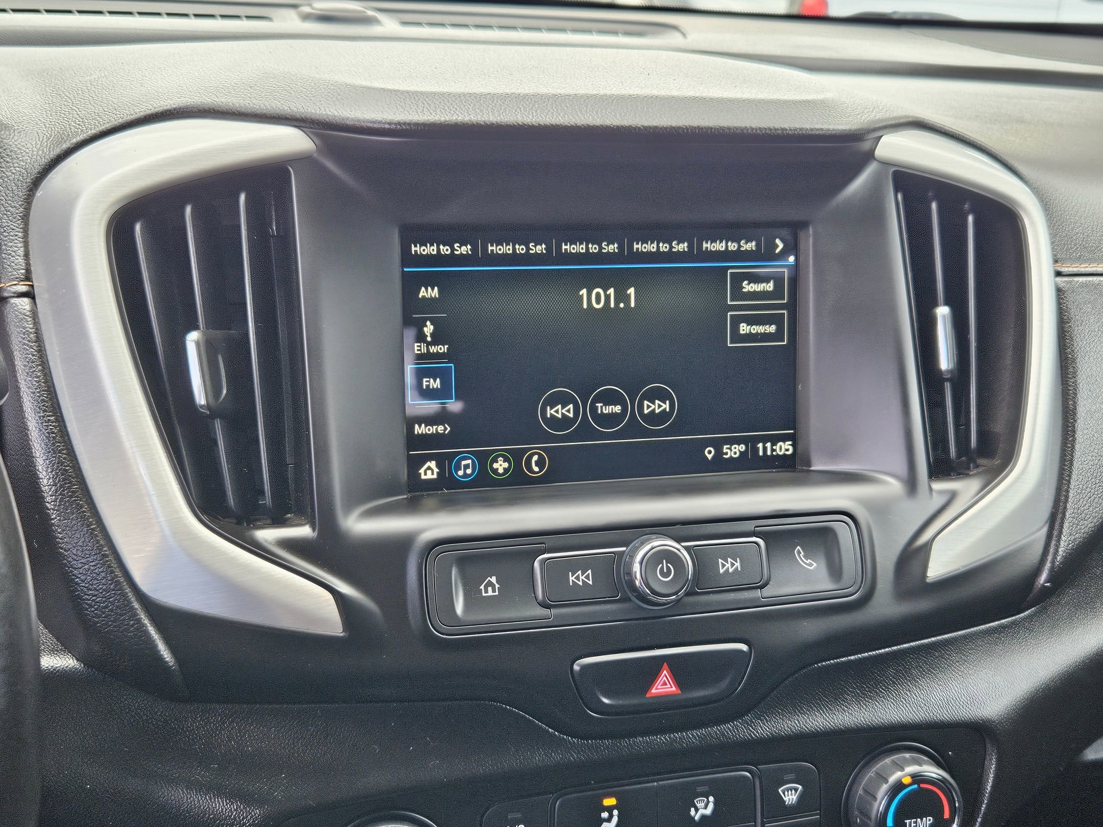 Used 2018 GMC Terrain SLE image 18