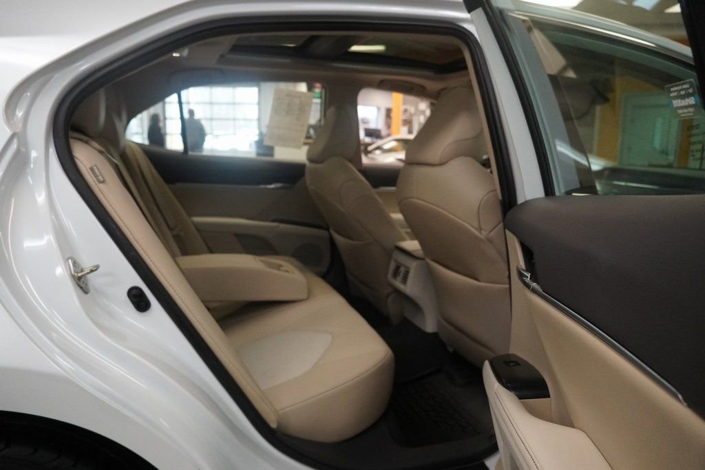 Used 2020 Toyota Camry XLE w/ Navigation Package image 26