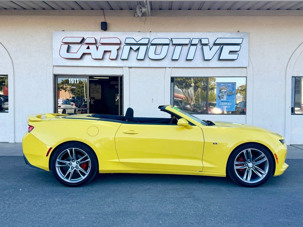 Used 2017 Chevrolet Camaro LT w/ RS Package RWD image 10