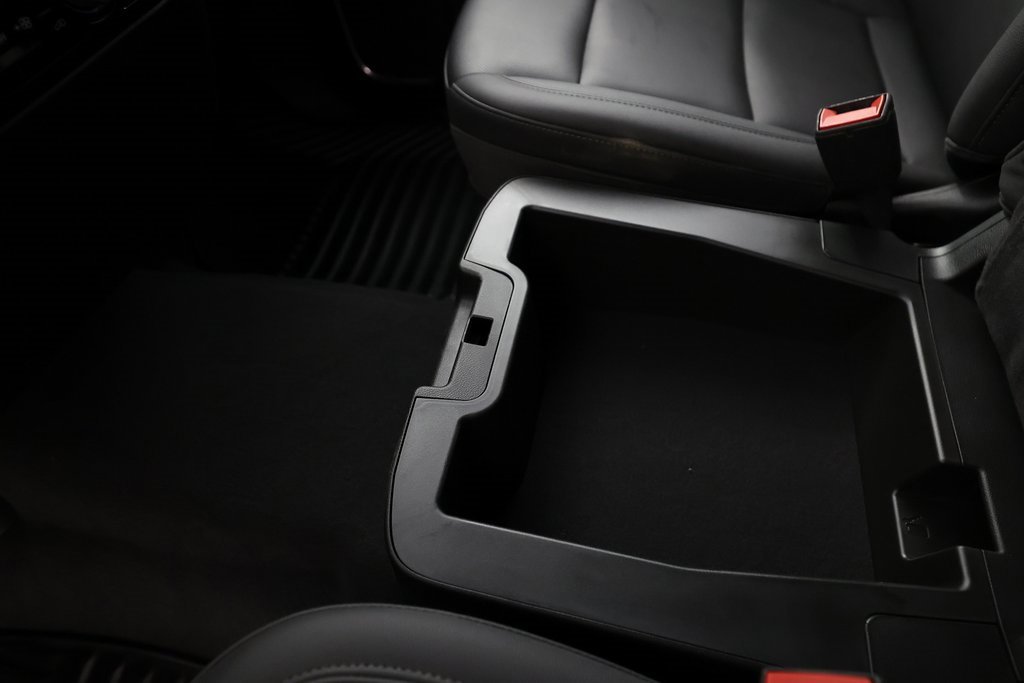 Used 2025 Chevrolet Silverado 3500 LTZ image 38