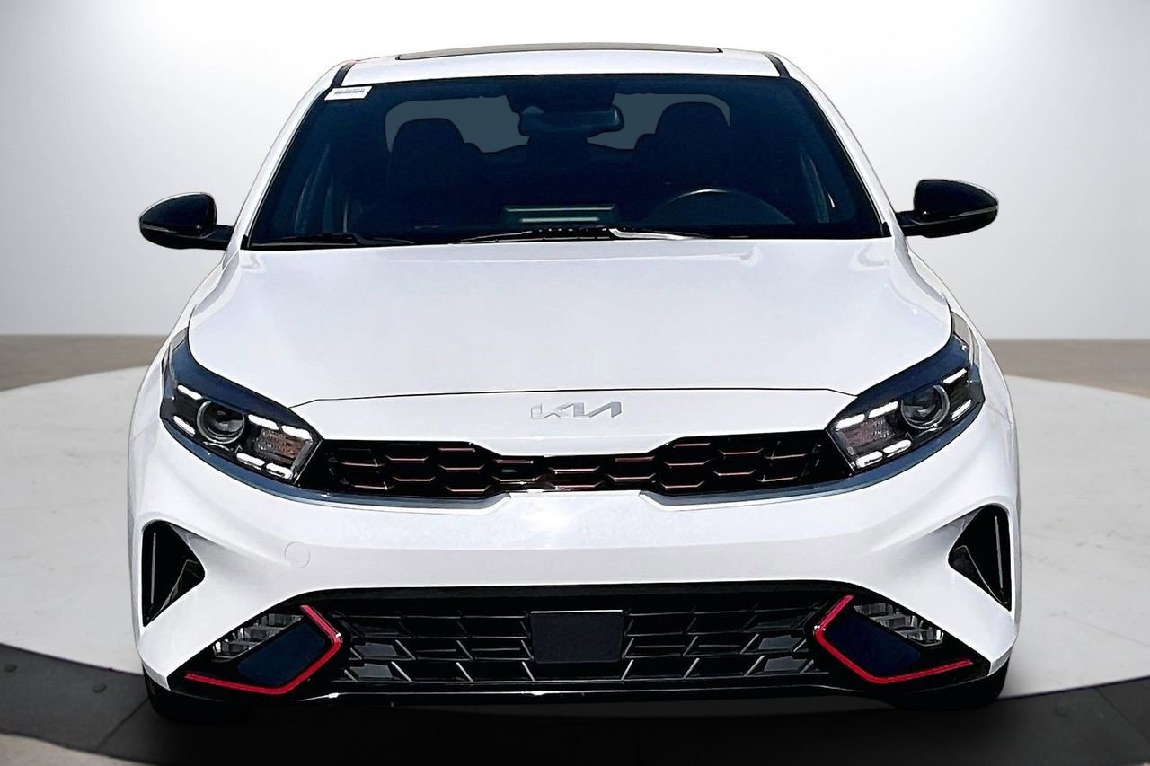 Used 2023 Kia Forte GT-Line w/ GT-Line Premium Package image 3