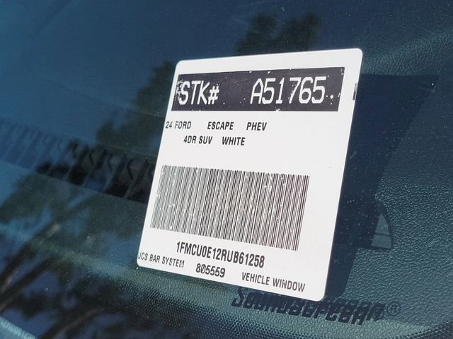 Certified 2024 Ford Escape SE FWD image 30