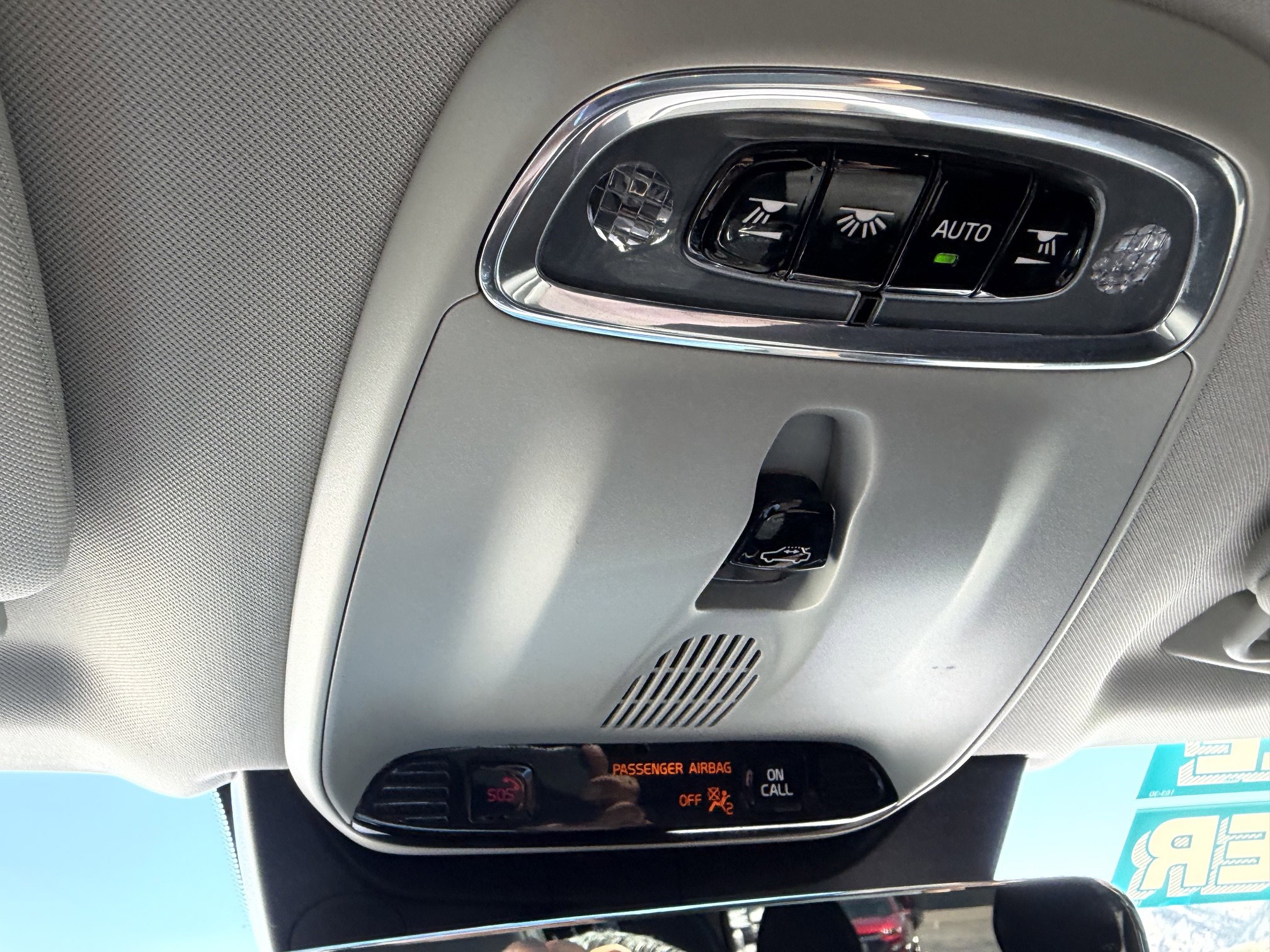 Used 2019 Volvo XC90 T5 Momentum w/ Advanced Package image 37