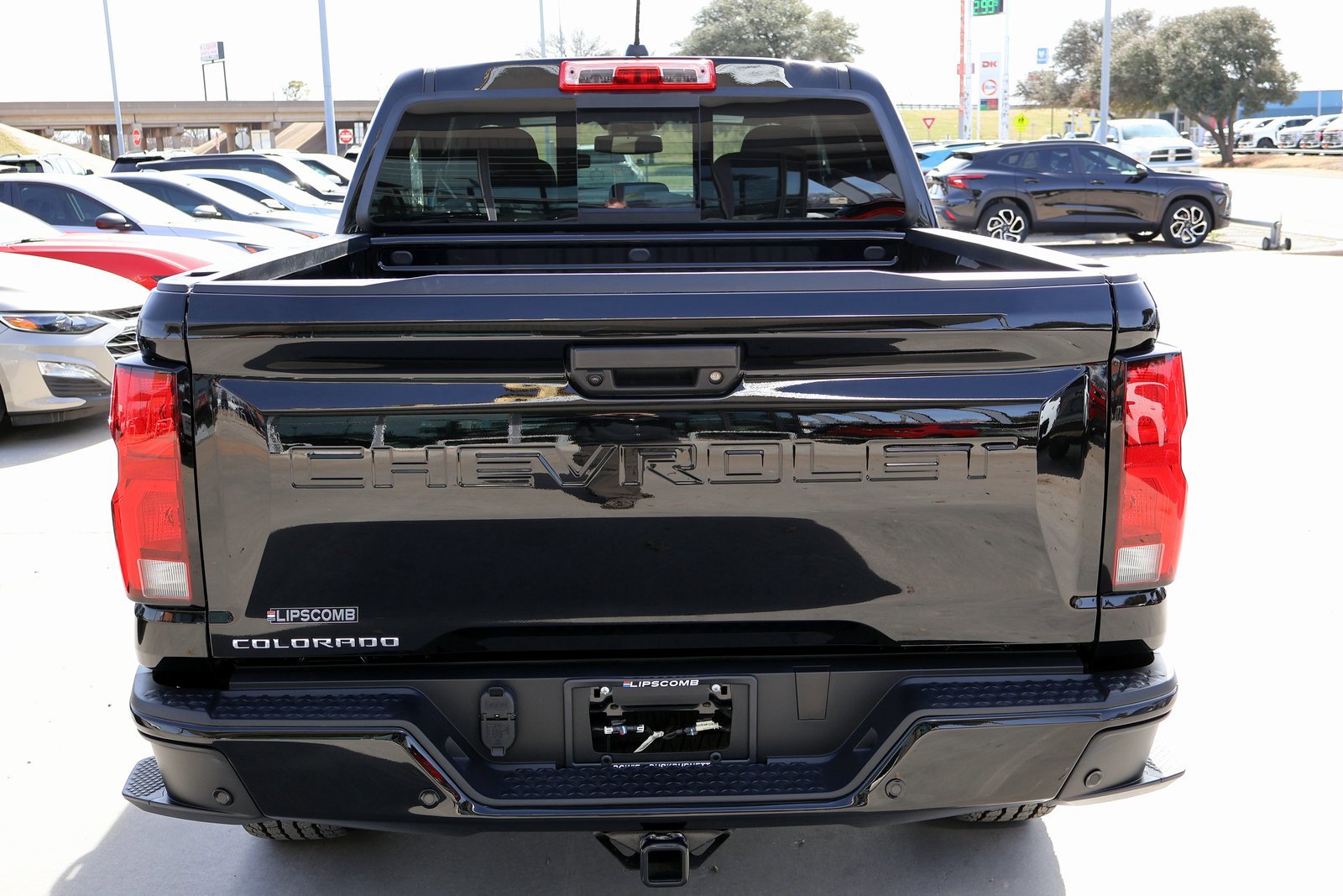 Used 2025 Chevrolet Colorado Z71 AWD/4WD image 8