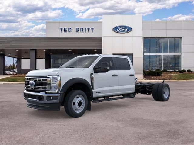 New 2026 Ford F550 4x4 Crew Cab image 2