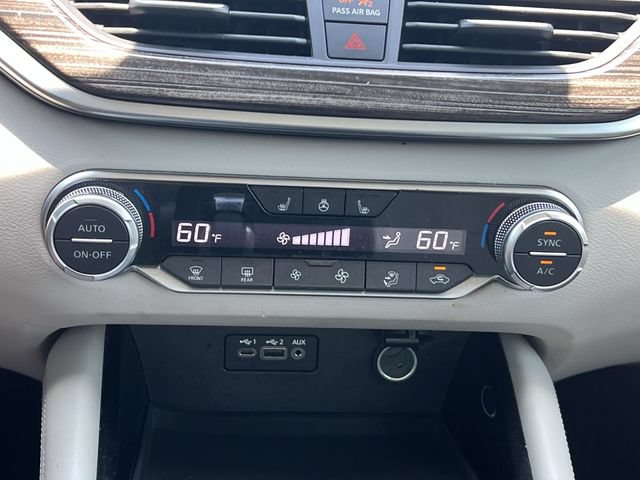 Used 2020 Nissan Altima 2.5 Platinum FWD image 22