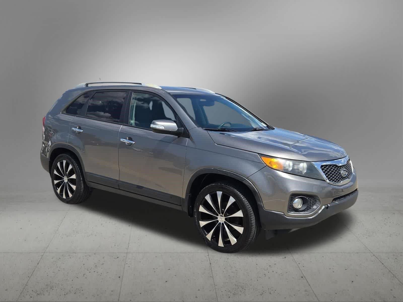 Used 2013 Kia Sorento LX w/ Convenience Pkg FWD image 8
