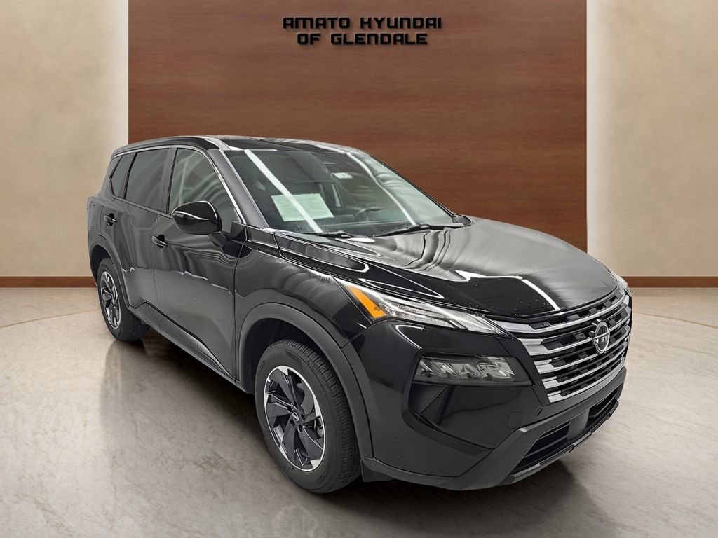 Used 2025 Nissan Rogue SV FWD image 8