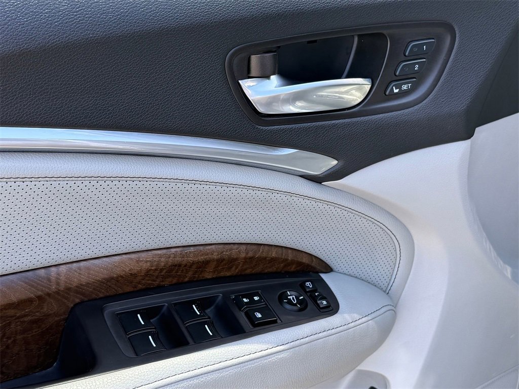 Used 2020 Acura MDX SH-AWD w/ Technology Package image 13