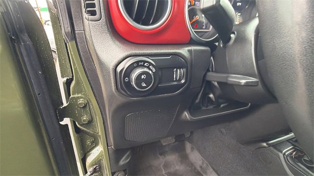 Used 2023 Jeep Gladiator Rubicon w/ Trailer Tow Package image 30