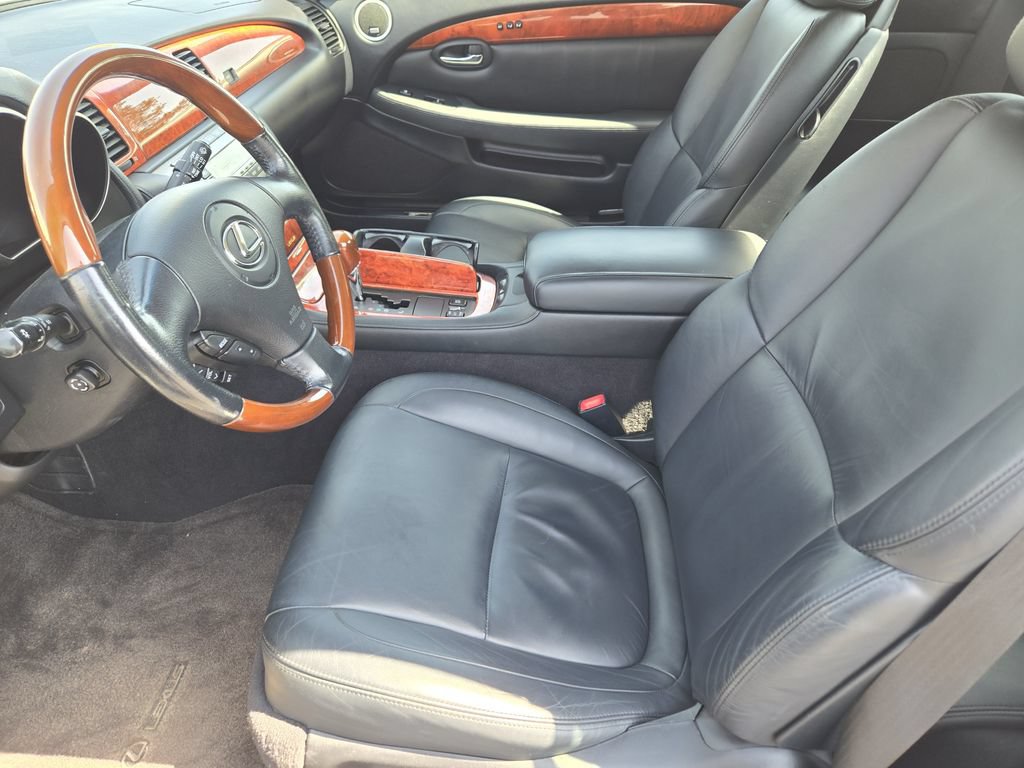 Used 2004 Lexus SC 430 Convertible w/ Preferred Accessory Pkg RWD image 13