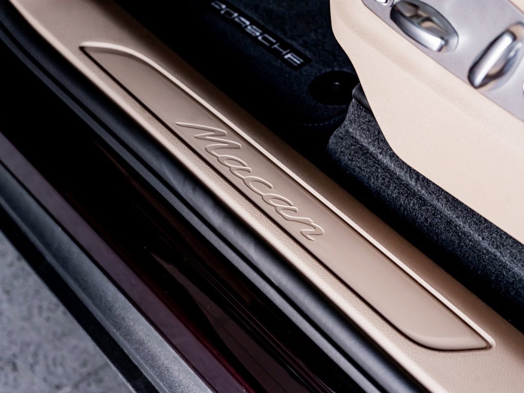 New 2026 Porsche Macan image 15