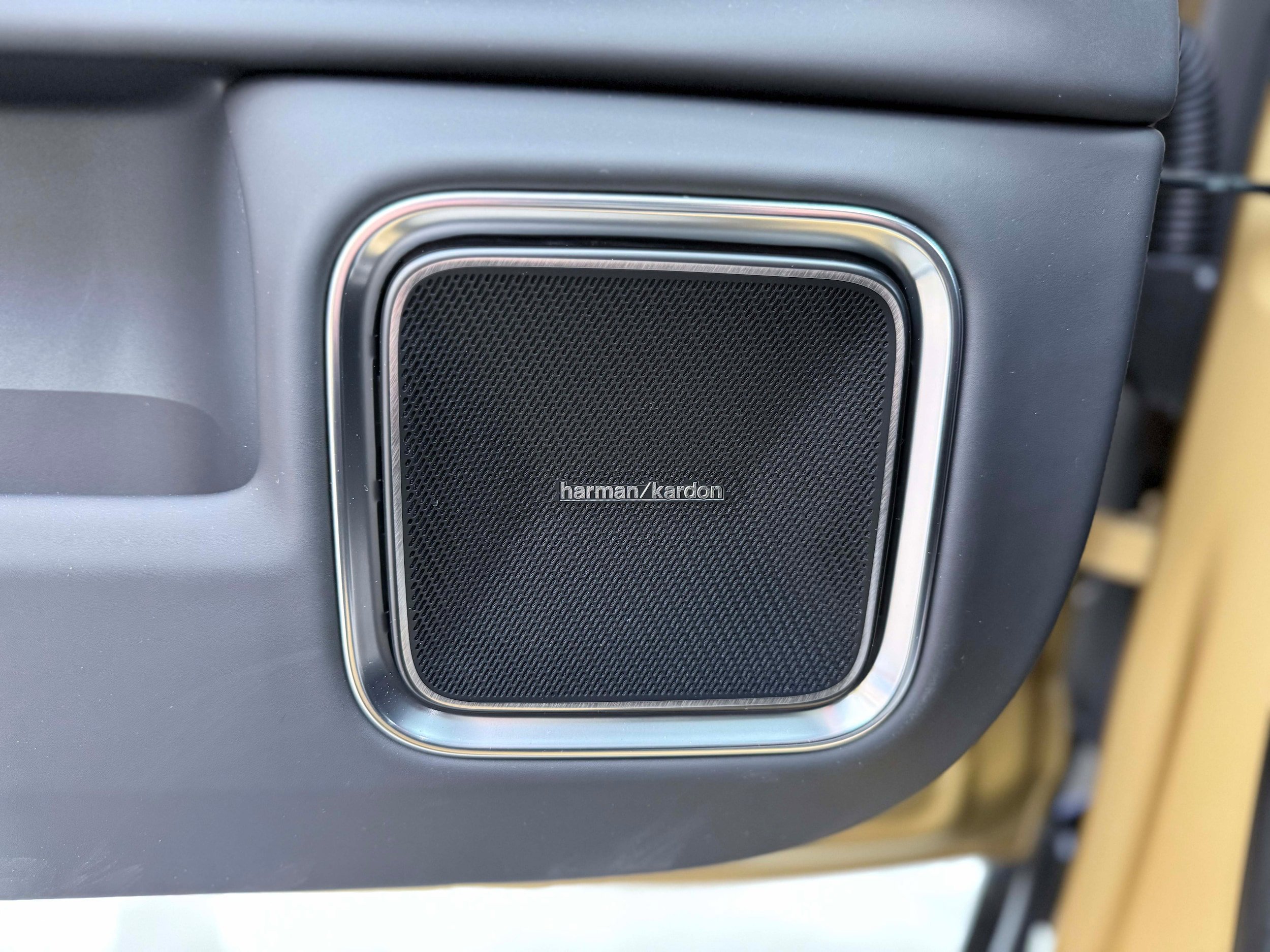 New 2026 Polestar Polestar 4 w/ Performance Pack AWD/4WD image 15