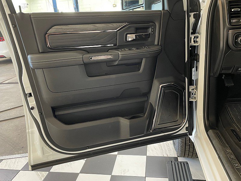 New 2027 RAM 3500 Limited AWD/4WD image 27