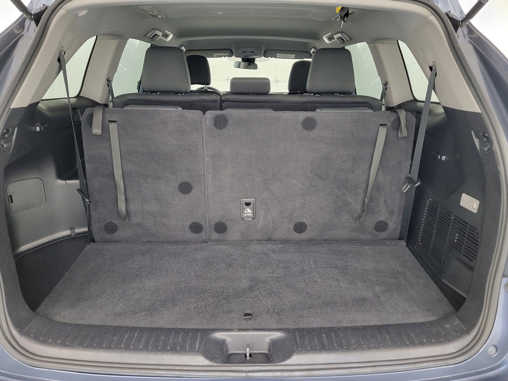 Used 2019 Toyota Highlander LE FWD image 25