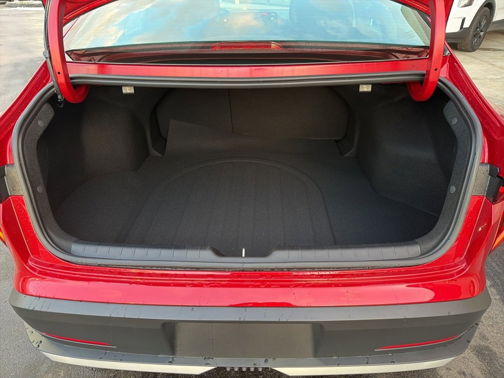 New 2025 Kia K4 LXS image 19