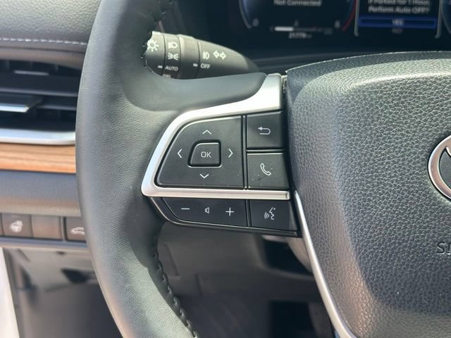 Used 2025 Toyota Grand Highlander AWD image 18