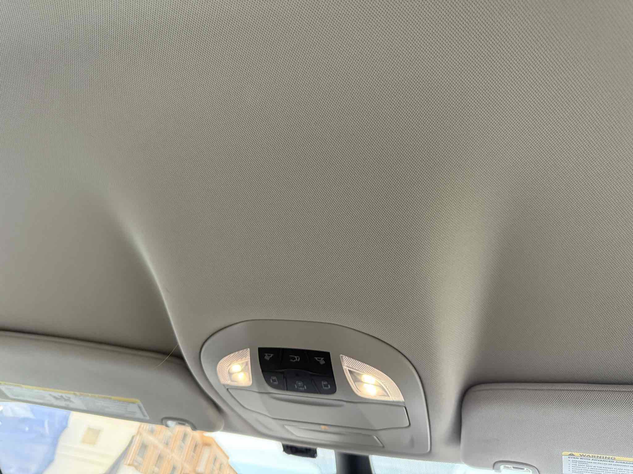 Used 2023 Chrysler Voyager LX image 30