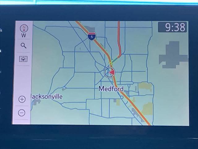 Certified 2022 Toyota Sienna Platinum image 18