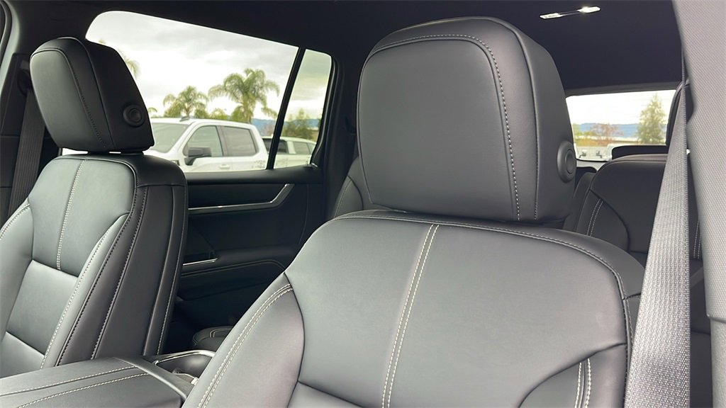 New 2026 GMC Acadia Elevation w/ Black Edition image 13