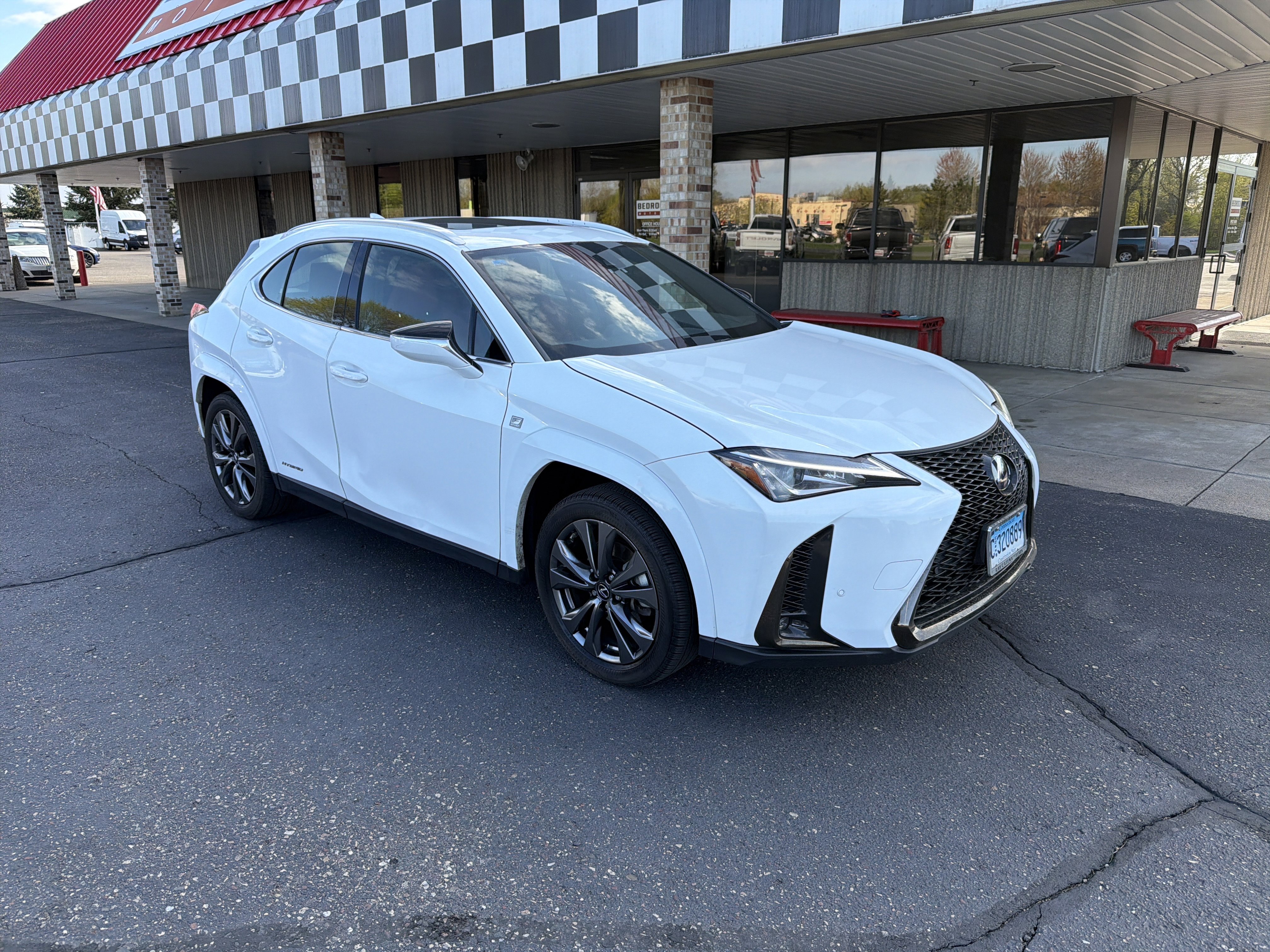 Used 2022 Lexus UX 250h F Sport w/ F Sport Premium Package AWD/4WD image 3