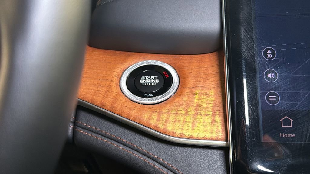 Used 2022 Jeep Grand Cherokee Summit image 31