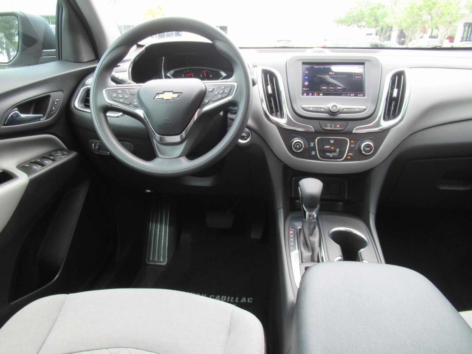 Used 2024 Chevrolet Equinox LS w/ LS Convenience Package FWD image 12