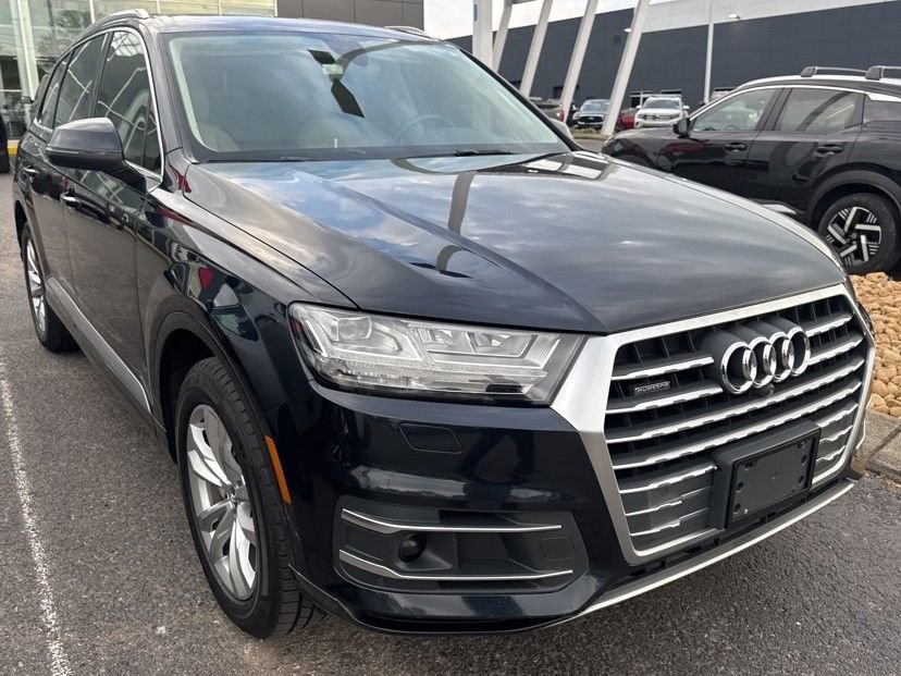 Used 2017 Audi Q7 2.0T Premium Plus w/ Premium Plus Package AWD/4WD image 1