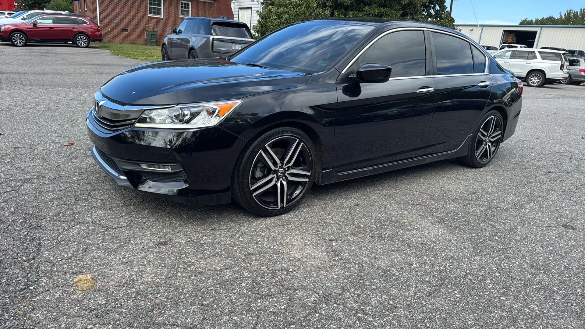 Used 2017 Honda Accord Sport image 1
