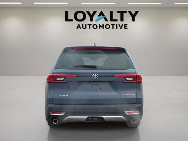 Used 2024 Toyota Grand Highlander MAX Platinum image 4