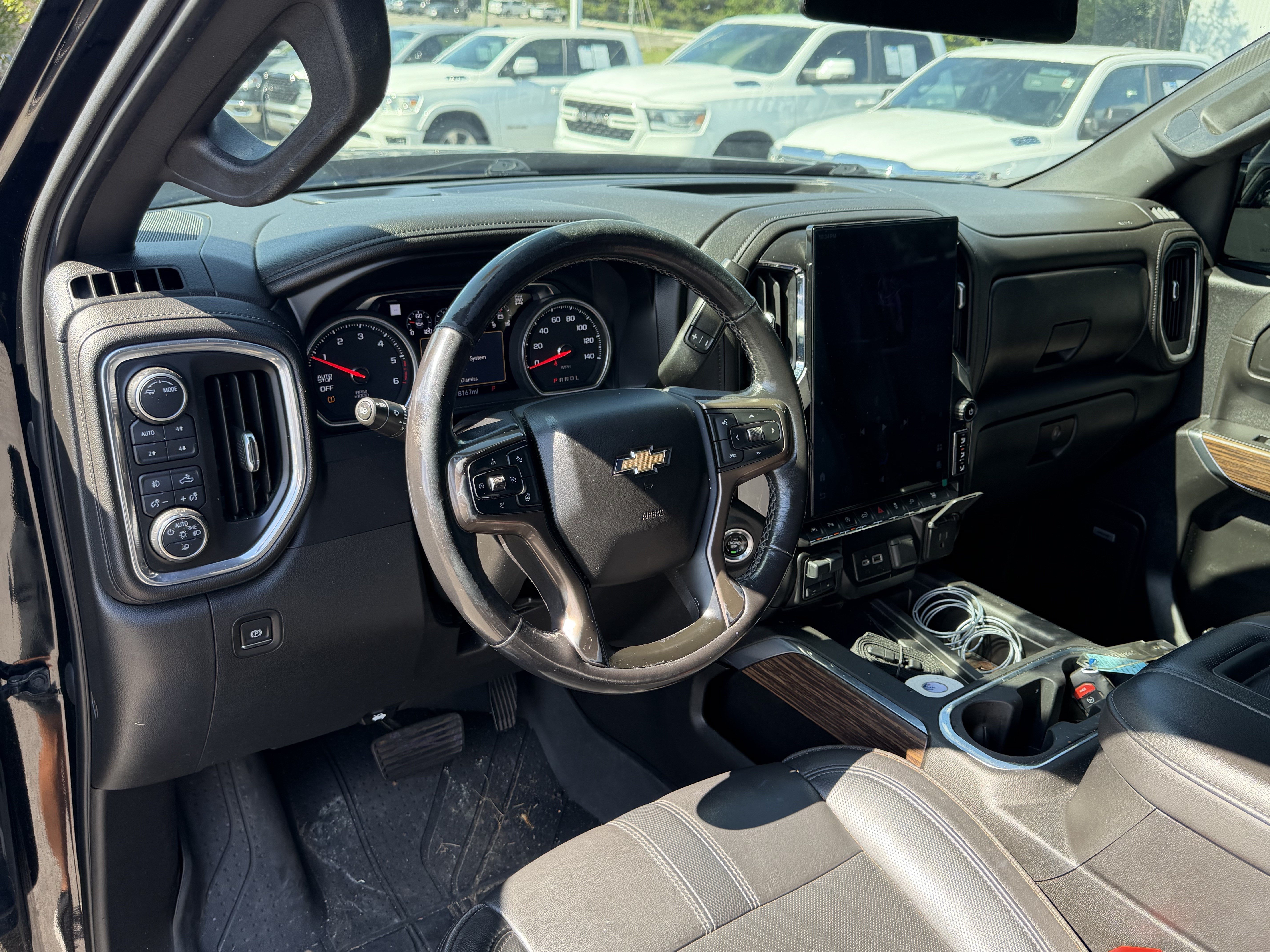 Used 2021 Chevrolet Silverado 1500 High Country AWD/4WD image 11