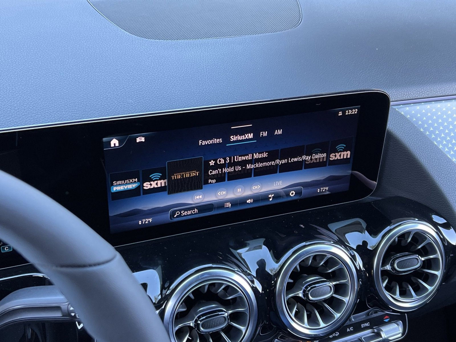 New 2026 Mercedes-Benz GLA 250 4MATIC image 16