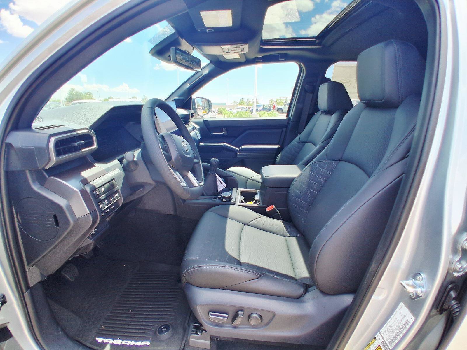 New 2026 Toyota Tacoma TRD Off-Road w/ TRD Off Road Premium Package AWD/4WD image 10