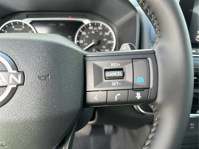Certified 2025 Nissan Rogue SV AWD/4WD image 15