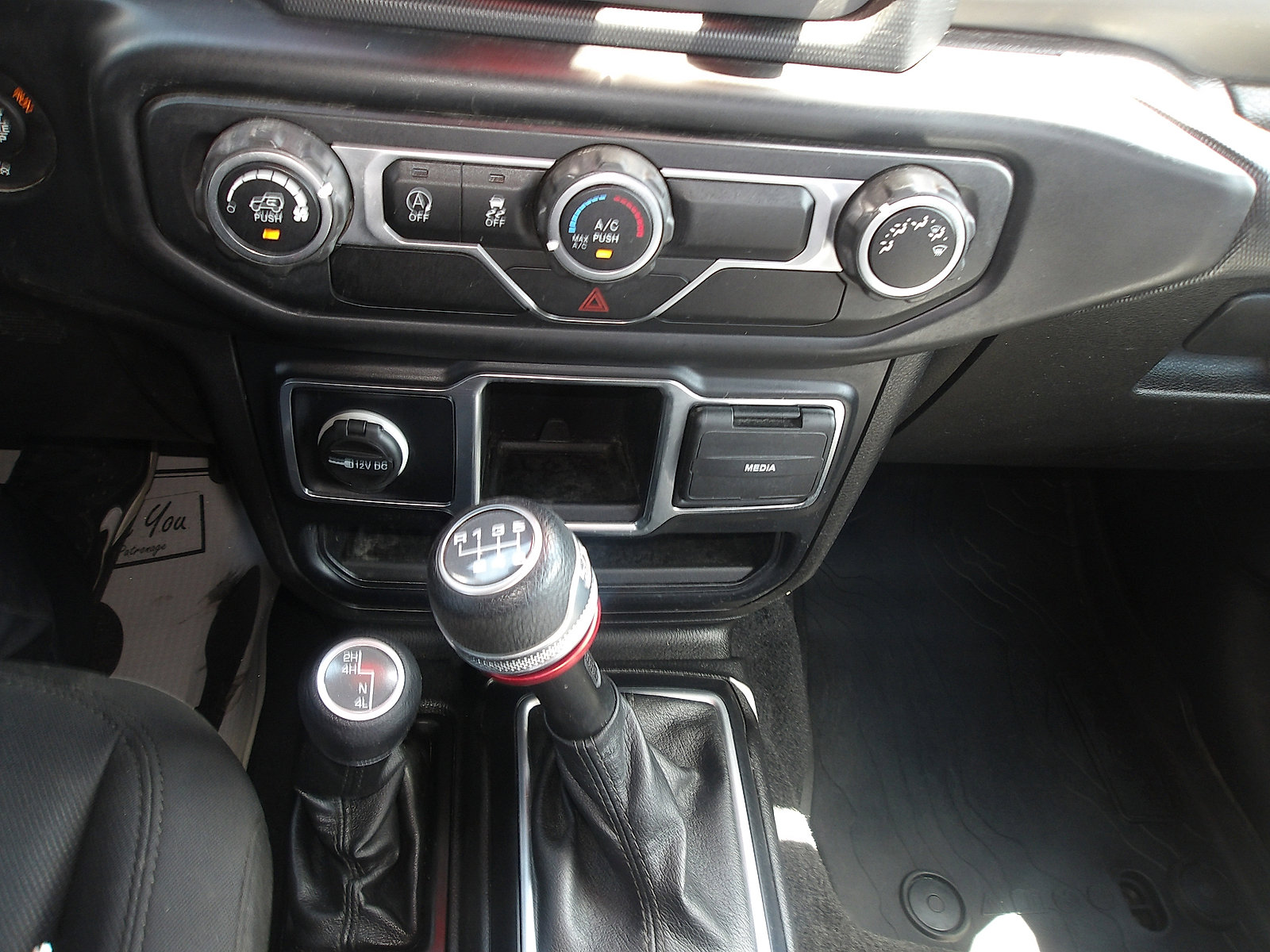 Used 2019 Jeep Wrangler Sport AWD/4WD image 20