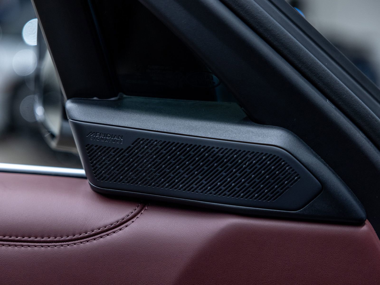 Used 2025 Land Rover Range Rover Autobiography image 42