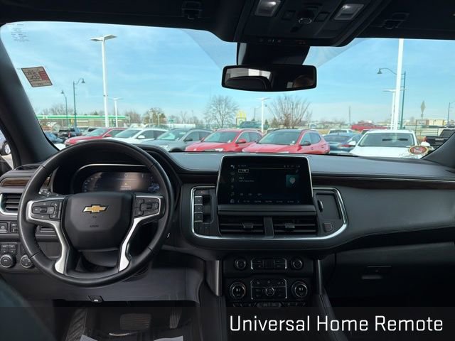 Used 2023 Chevrolet Suburban Premier image 34