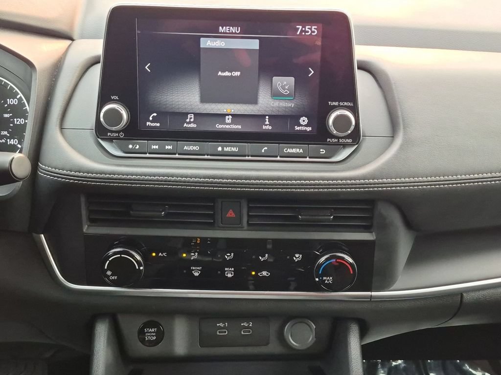 Used 2024 Nissan Rogue S AWD/4WD image 20