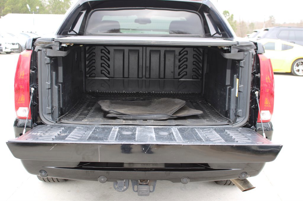 Used 2007 Cadillac Escalade EXT w/ Information Package image 42